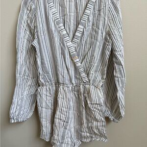 Striped V-Neck Long Sleeve Blouse